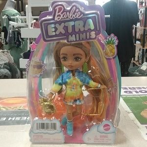 Barbie Extra Minis Doll New in box